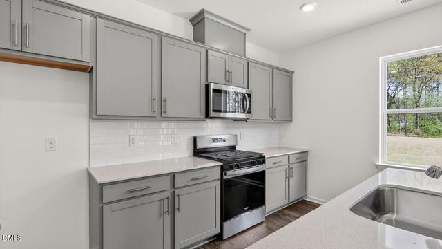 86 Tiger Eye Drive, Clayton, NC 27520