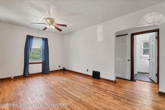 946 E Henry Street, Charlotte, MI 48813