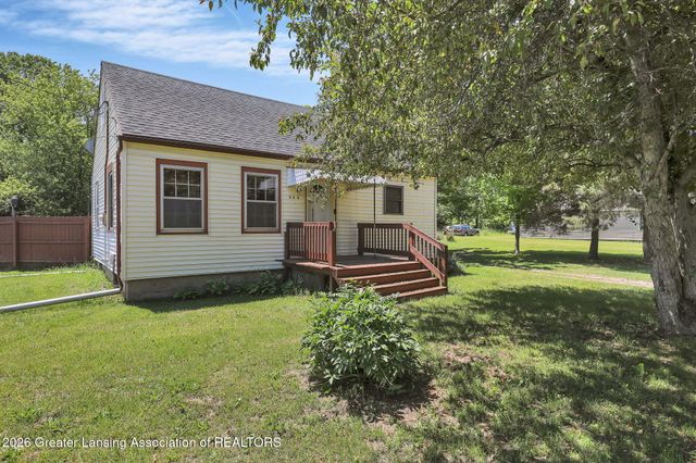 946 E Henry Street, Charlotte, MI 48813