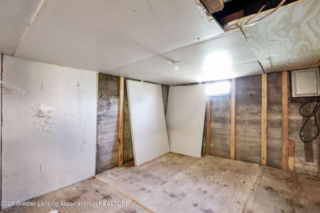 946 E Henry Street, Charlotte, MI 48813