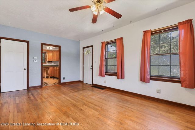 946 E Henry Street, Charlotte, MI 48813