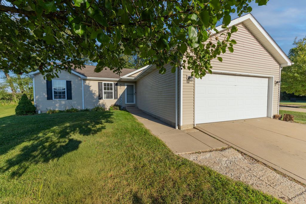 604 Stanley Drive, Westville, IN 46391