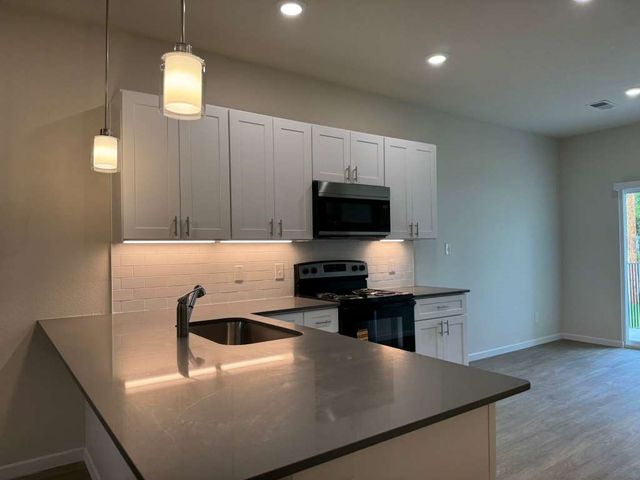 419 W Dulin Street 419, Sherman, TX 75090