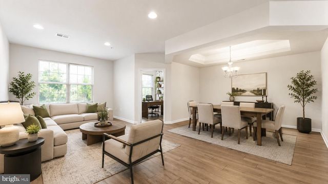 4427-B BEECHSTONE LN, Fairfax, VA 22033