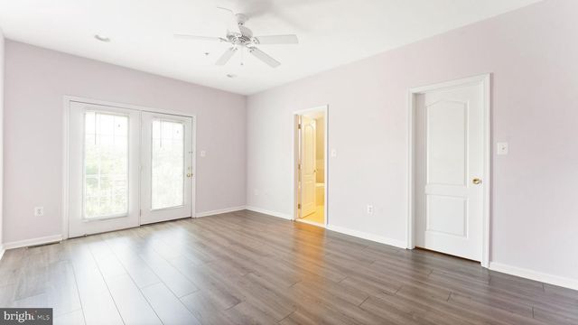 4427-B BEECHSTONE LN, Fairfax, VA 22033