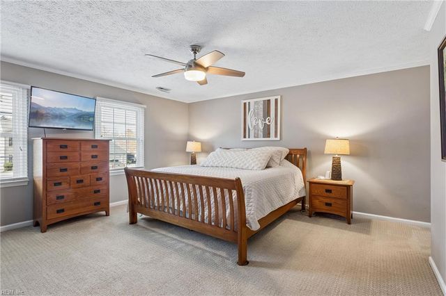 209 Hounds CHSE, Yorktown, VA 23693