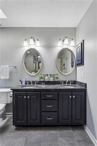 209 Hounds CHSE, Yorktown, VA 23693