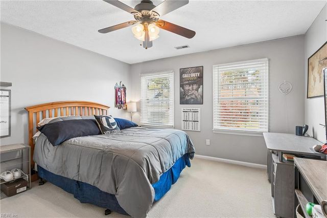 209 Hounds CHSE, Yorktown, VA 23693