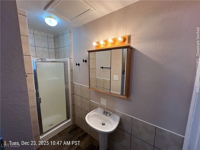 400 Bonanza Way, Las Vegas, NV 89101