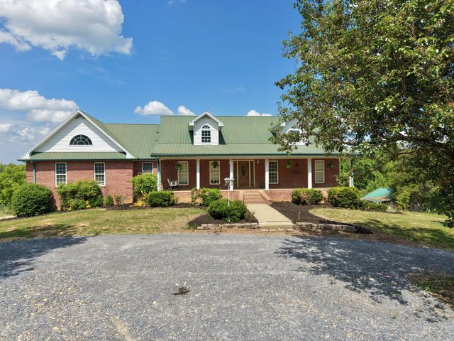 6701 McCormick Ridge Rd, Whitleyville, TN 38588