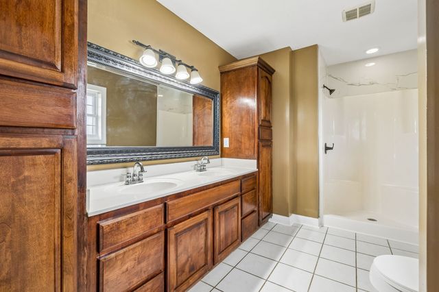 6701 McCormick Ridge Rd, Whitleyville, TN 38588
