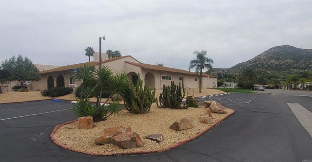 26056 Butterfly Palm Dr, Homeland, CA 92548