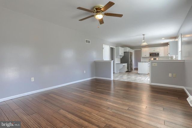 60 NORFOLK LN, Lebanon, PA 17042