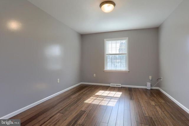 60 NORFOLK LN, Lebanon, PA 17042