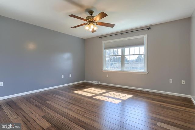 60 NORFOLK LN, Lebanon, PA 17042