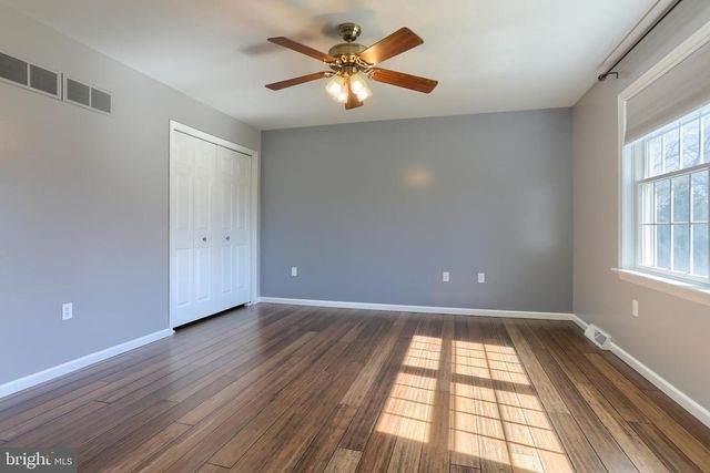 60 NORFOLK LN, Lebanon, PA 17042