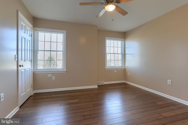 60 NORFOLK LN, Lebanon, PA 17042