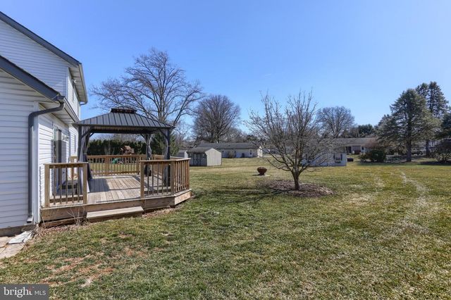 60 NORFOLK LN, Lebanon, PA 17042