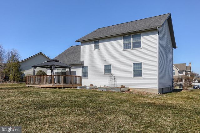 60 NORFOLK LN, Lebanon, PA 17042