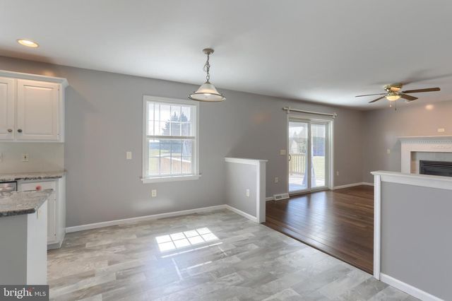 60 NORFOLK LN, Lebanon, PA 17042