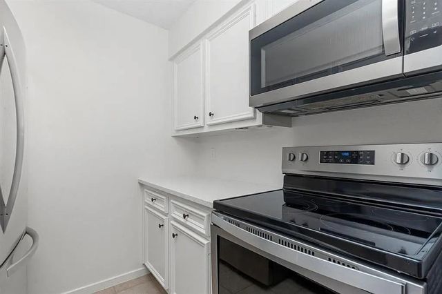 1100 Augusta Drive 3, Houston, TX 77057