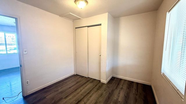 5547 W Gardenia Avenue, Glendale, AZ 85301