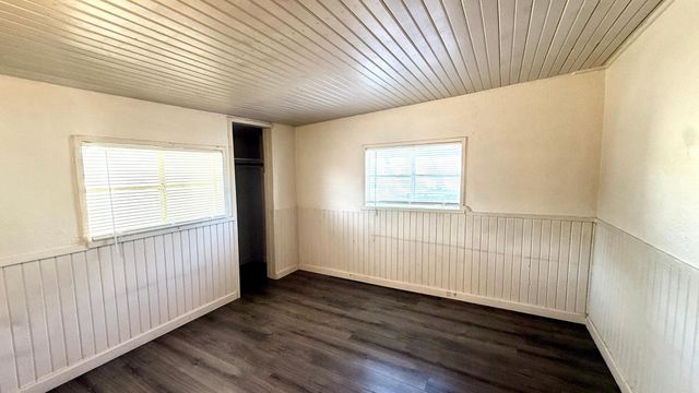 5547 W Gardenia Avenue, Glendale, AZ 85301