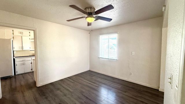 5547 W Gardenia Avenue, Glendale, AZ 85301