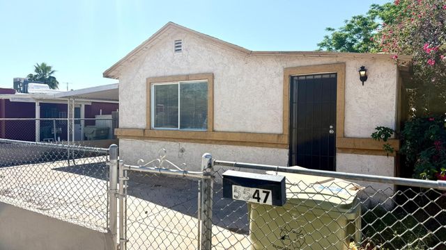 5547 W Gardenia Avenue, Glendale, AZ 85301
