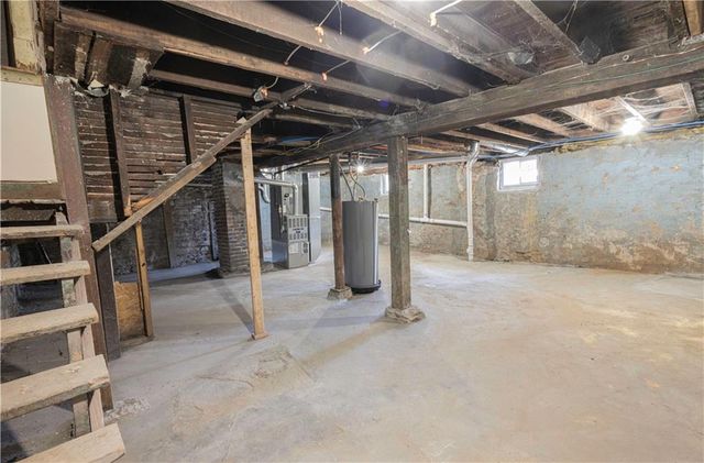 2130 E 24th Street, Kansas City, MO 64123