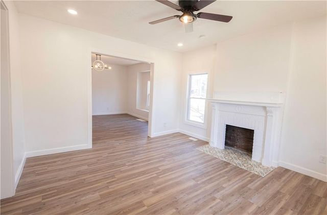 2130 E 24th Street, Kansas City, MO 64123