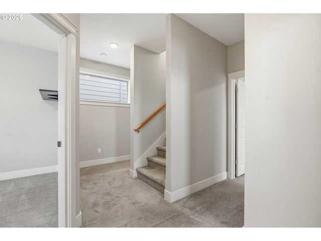 2121 Nw 163RD Ter, Beaverton, OR 97006