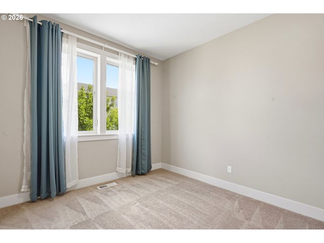 2121 Nw 163RD Ter, Beaverton, OR 97006
