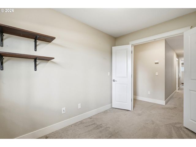 2121 Nw 163RD Ter, Beaverton, OR 97006
