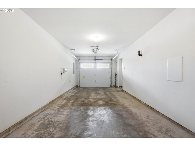 2121 Nw 163RD Ter, Beaverton, OR 97006
