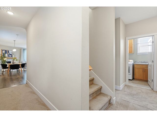 2121 Nw 163RD Ter, Beaverton, OR 97006