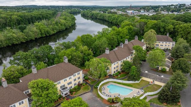 1 Riverview Blvd 2-213, Methuen, MA 01844