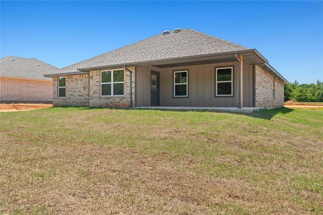 4637 Lincoln Landing, Harrah, OK 73045