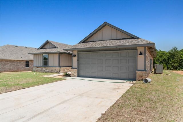 4637 Lincoln Landing, Harrah, OK 73045