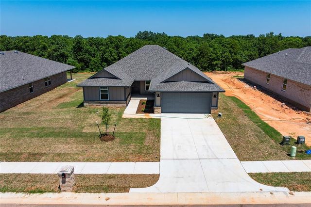 4637 Lincoln Landing, Harrah, OK 73045
