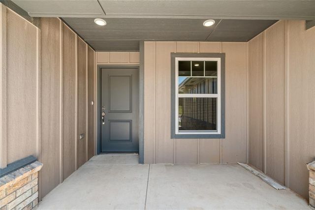 4637 Lincoln Landing, Harrah, OK 73045