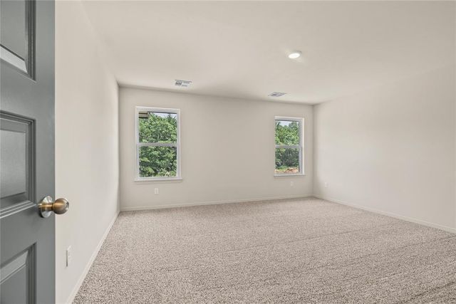 4637 Lincoln Landing, Harrah, OK 73045