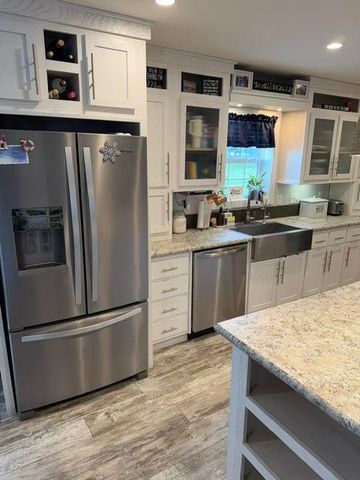 3688 Hollyfield Drive, Cedar Springs, MI 49319