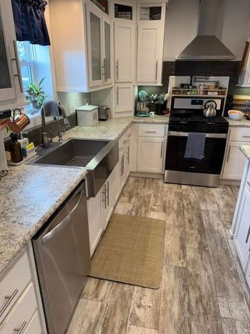 3688 Hollyfield Drive, Cedar Springs, MI 49319