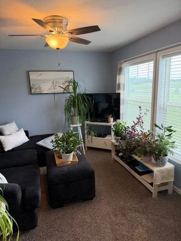 3688 Hollyfield Drive, Cedar Springs, MI 49319