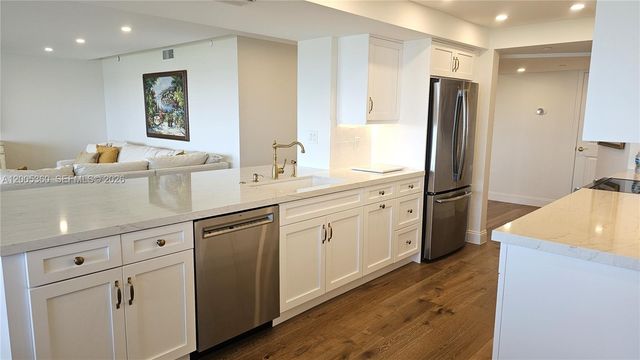 4001 N Ocean Blvd 702, Boca Raton, FL 33431
