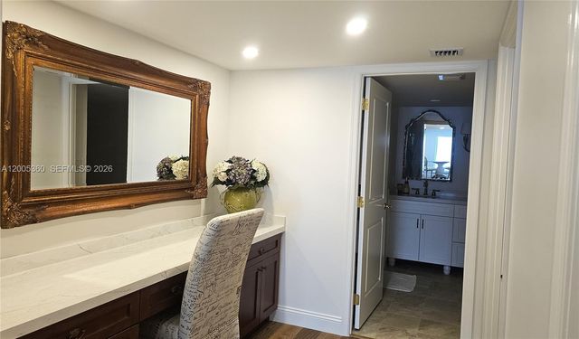 4001 N Ocean Blvd 702, Boca Raton, FL 33431