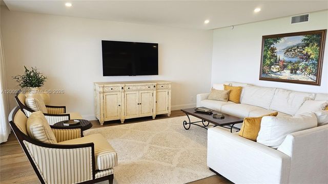 4001 N Ocean Blvd 702, Boca Raton, FL 33431