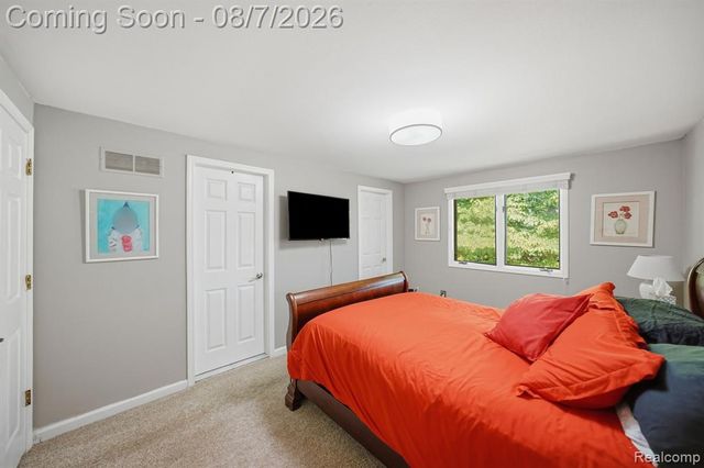 53134 Alyssa Court, Utica, MI 48315