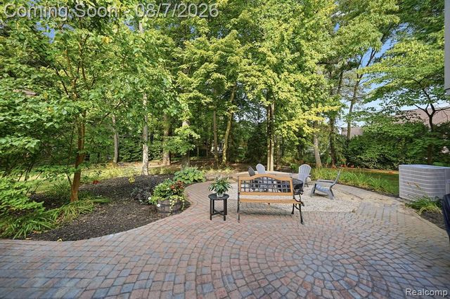 53134 Alyssa Court, Utica, MI 48315
